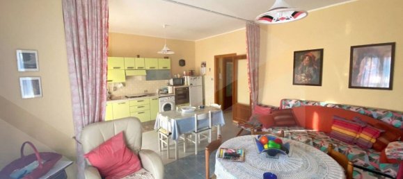 3-salle Penthouse à Campomarino, Italy No. 24983 9