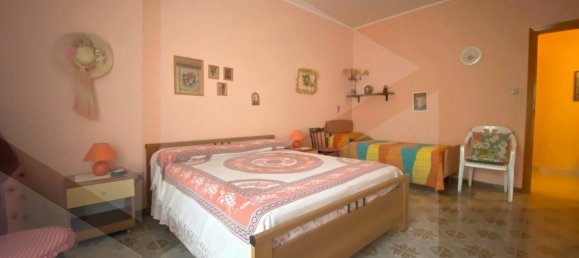 3-salle Penthouse à Campomarino, Italy No. 24983 16