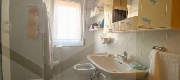 3-salle Penthouse à Campomarino, Italy No. 24983 17