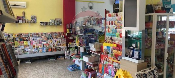 1غرفة عقار تجاري في Falconara Marittima, Italy رقم 228094 2