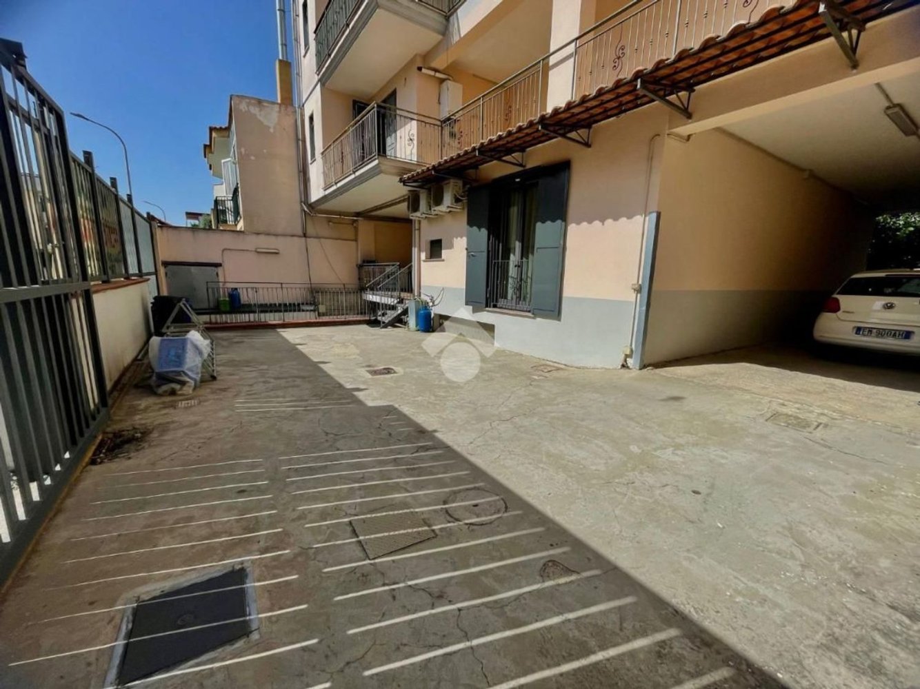 3 Schlafzimmer Wohnung in Caivano, Italy, Nr. 321107