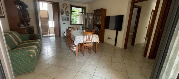 3 Schlafzimmer Wohnung in Caivano, Italy, Nr. 321107 4