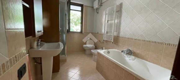 3 Schlafzimmer Wohnung in Caivano, Italy, Nr. 321107 8