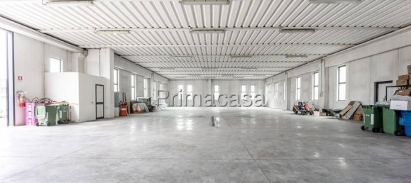 3 bedrooms House in Bonavigo, Italy No. 289596 8