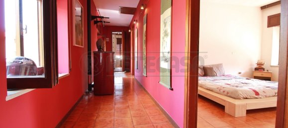 3 rooms Commercial property in Montorso Vicentino, Italy No. 142686 12