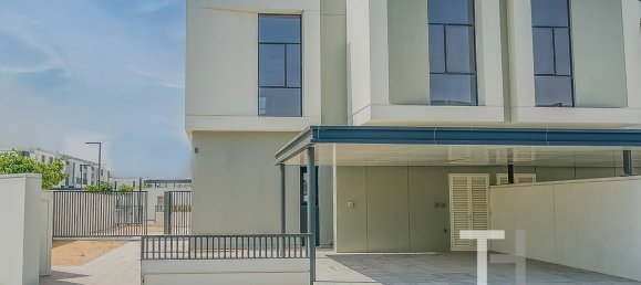 Moradia em banda T4 em Al Furjan, UAE N.º 95265 11