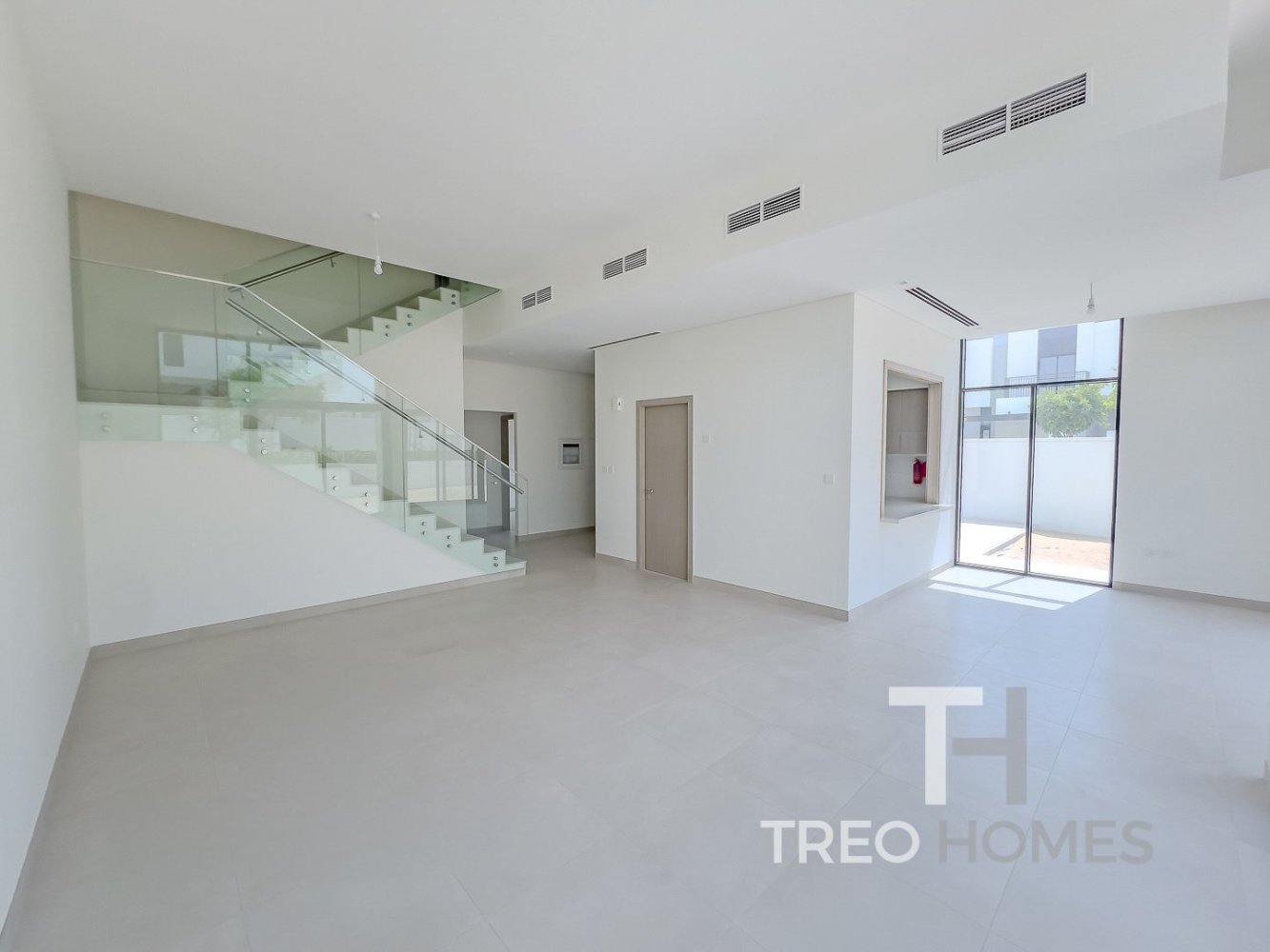 Moradia em banda T4 em Al Furjan, UAE N.º 95265