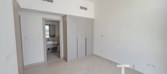 Moradia em banda T4 em Al Furjan, UAE N.º 95265 2