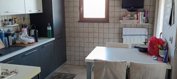 3 bedrooms Apartment in Limbiate, Italy No. 281719 9