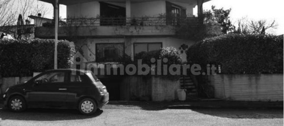 6 غرف نوم شقة في San Giustino, Italy رقم 50394 6