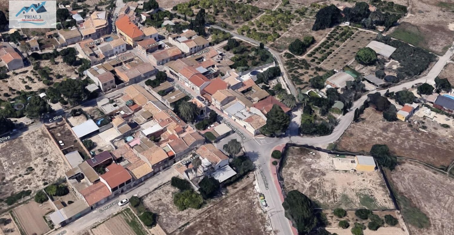 Дом с 4 спальнями в Лас Торрес де Котильяс, Испания № 272262