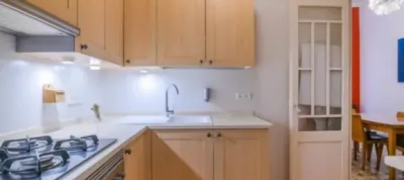 4 bedrooms Apartment in Ciutat Vella, Spain No. 142995 8