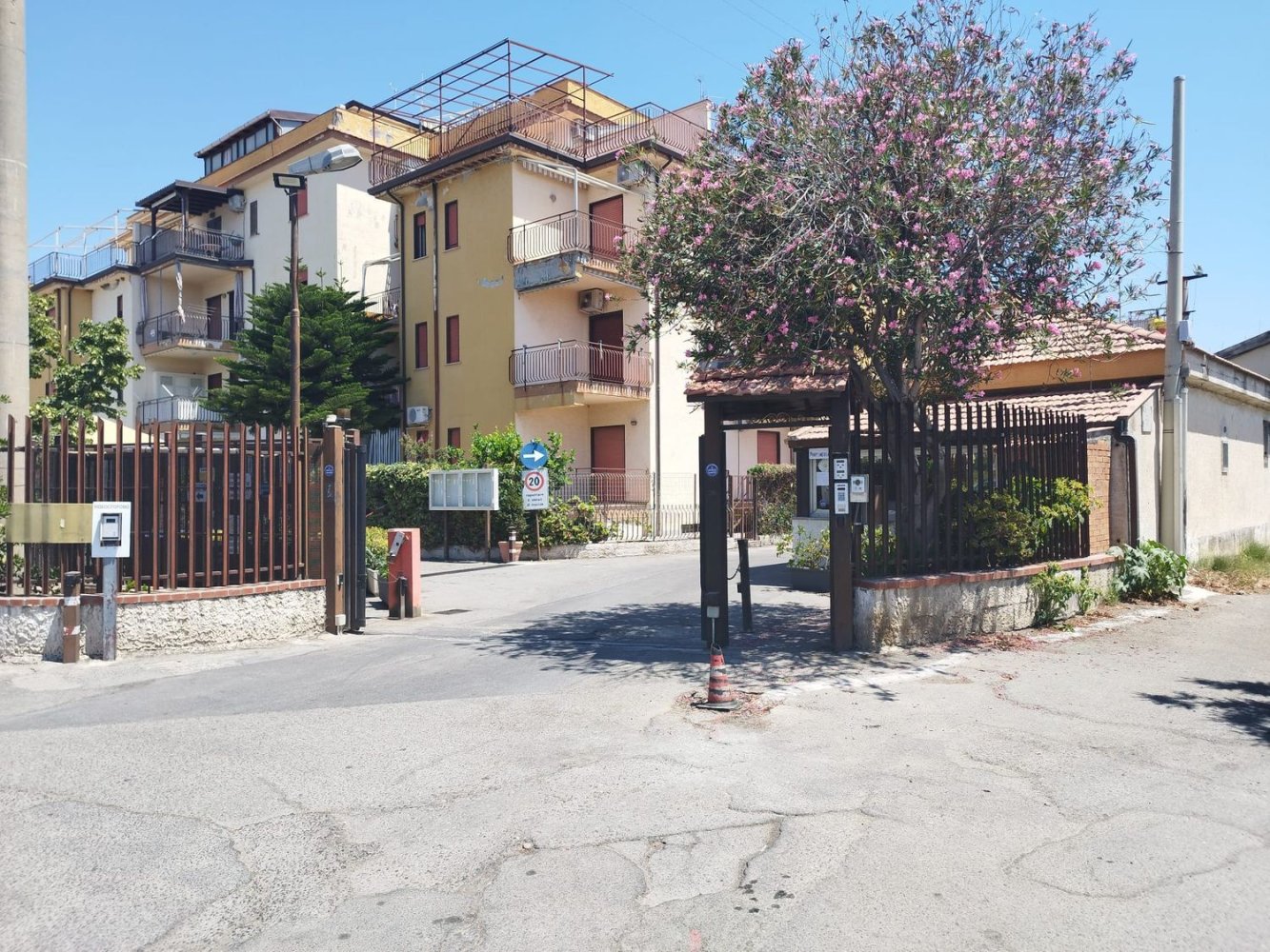 2غرفة شقة في Giardini-Naxos, Italy رقم 137838