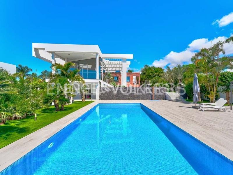 5 غرف نوم فيلا في Adeje, Spain رقم 237410