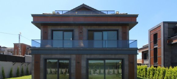 Villa 5+1 in Istanbul, Turkey No. 33875 3