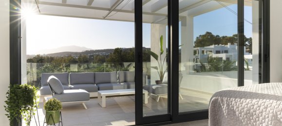 3 bedrooms Penthouse in Estepona, Spain No. 4672 15