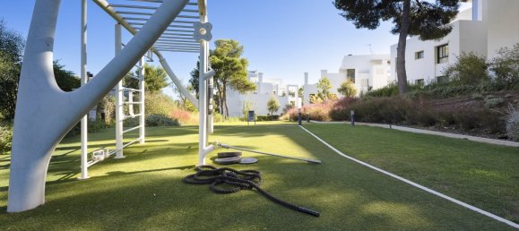 3 bedrooms Penthouse in Estepona, Spain No. 4672 3