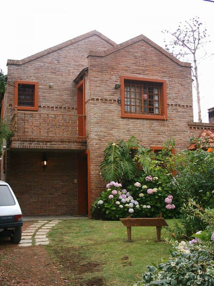 2 bedrooms House in Maldonado, Uruguay No. 9214
