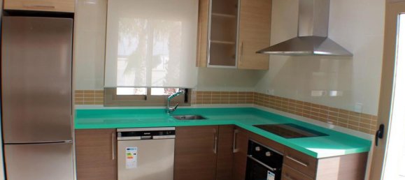 4 Schlafzimmer Villa in Alicante, Spain, Nr. 8688 3