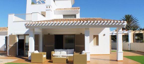 4 Schlafzimmer Villa in Alicante, Spain, Nr. 8688 26