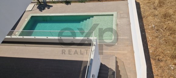 3 bedrooms House in Mexilhoeira Grande, Portugal No. 152858 6