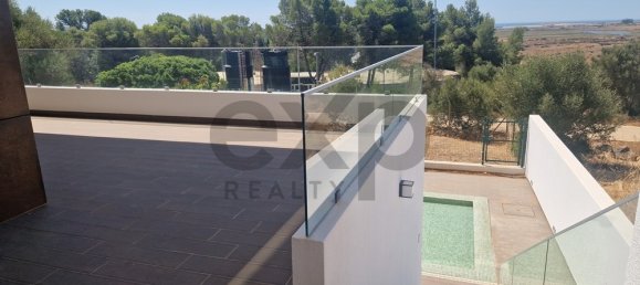 3 bedrooms House in Mexilhoeira Grande, Portugal No. 152858 5