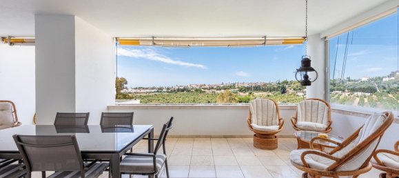 Apartamento de 3 dormitorios en Marbella, Spain No. 186939 2