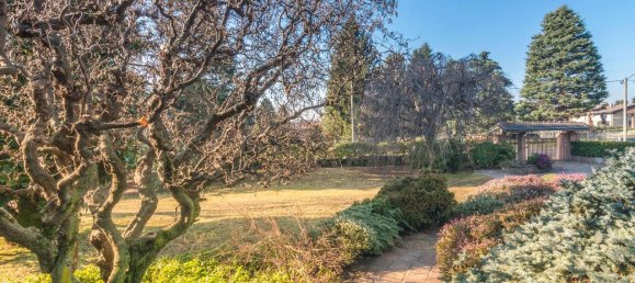 8غرفة فيلا في Fenegrò, Italy رقم 170336 21