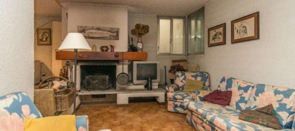 8غرفة فيلا في Fenegrò, Italy رقم 170336 9