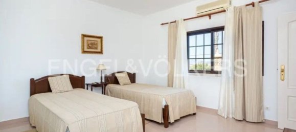 5 Schlafzimmer Haus in Lagoa, Portugal, Nr. 119703 25