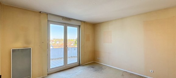 2 bedrooms Penthouse in Ostwald, France No. 158140 20