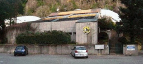 1265m² Commercial property in Induno Olona, Italy No. 312028 9