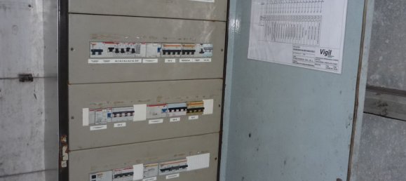  مستودع في Asturias, Spain 1متر مربع رقم 70824 30