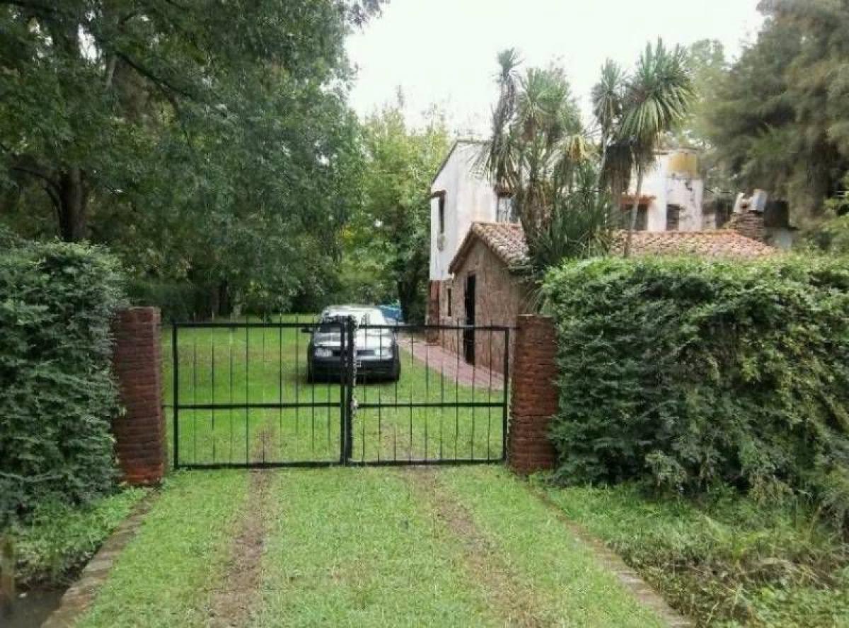 2 bedrooms House in Tigre, Argentina No. 52015