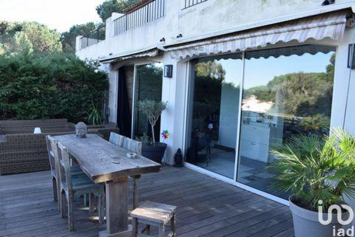 2 Schlafzimmer Eigentumswohnung in Cogolin, France, Nr. 4092