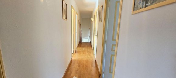 6 bedrooms House in Milly-la-Foret, France No. 167168 25