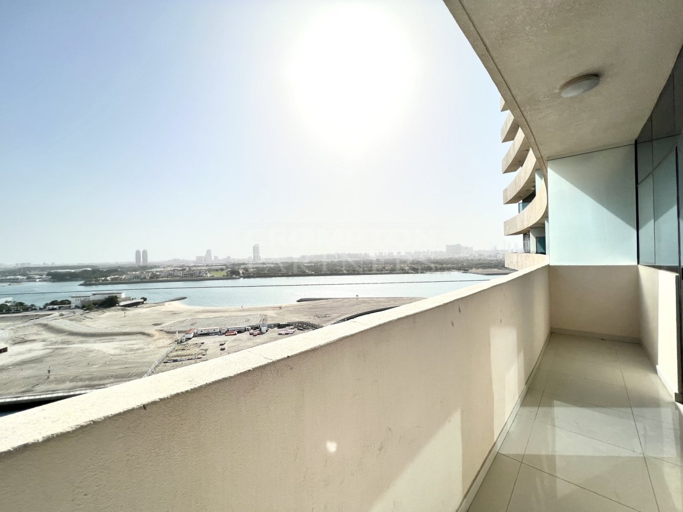 Apartamento T3 em Al Reem Island, UAE N.º 67654