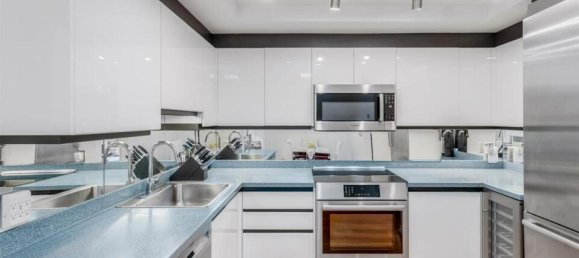 2 bedrooms House in British Columbia, Canada No. 1178 9