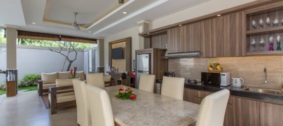 4 chambres Villa à Canggu, Indonesia No. 3256 10