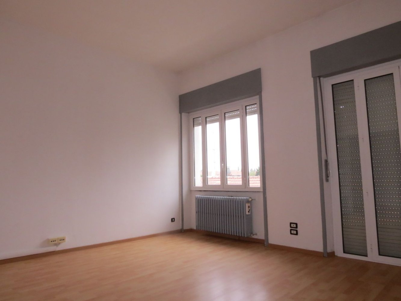 5غرفة شقة في Busto Arsizio, Italy رقم 258077