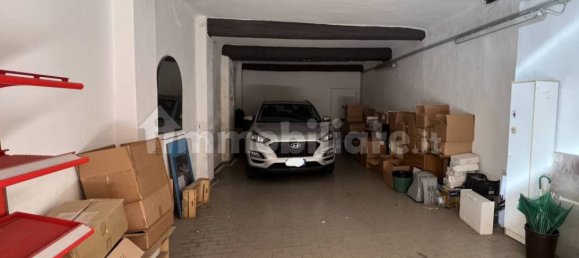 45m² Garage in Bologna, Italy No. 380509 2