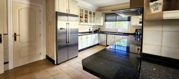 5 bedrooms Villa in Mijas, Spain No. 149938 8