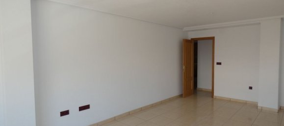 Квартира с 2 спальнями в Альгорфа, Испания № 180267 3