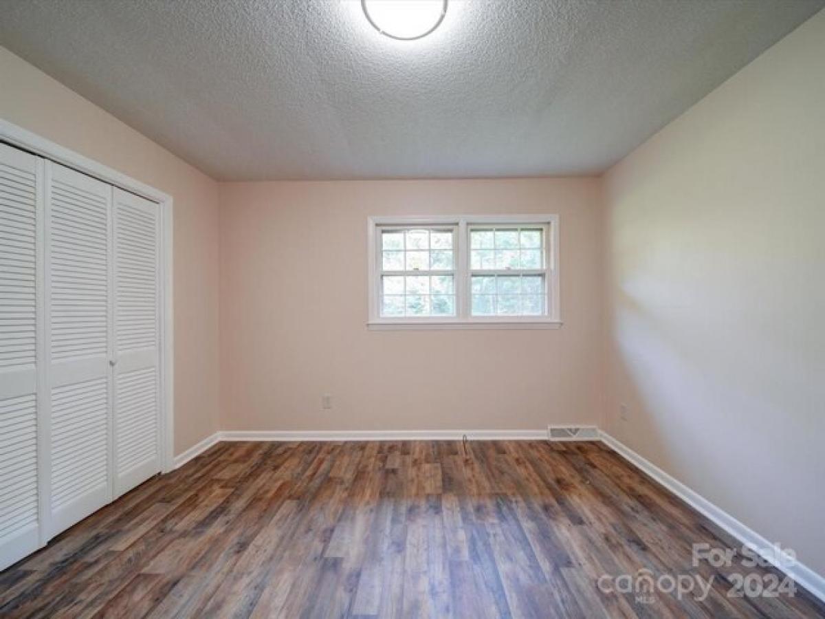 3 bedrooms House in Lilesville, USA No. 380717