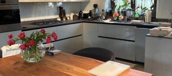 Apartamento de 4 habitaciónes en Castiglione Falletto, Italy No. 39864 2