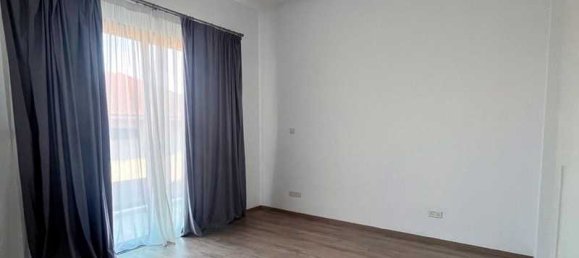 4 bedrooms House in Agios Athanasios, Cyprus No. 7651 16