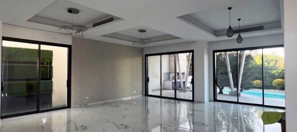 4 bedrooms House in Agios Athanasios, Cyprus No. 7651 3