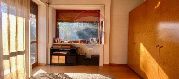 Apartamento de 3 dormitorios en Verbania, Italy No. 270514 15