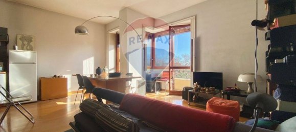 Apartamento de 3 dormitorios en Verbania, Italy No. 270514 7