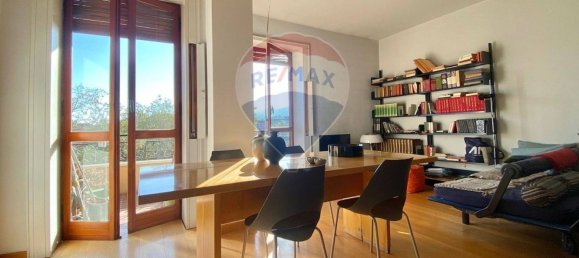 Apartamento de 3 dormitorios en Verbania, Italy No. 270514 3